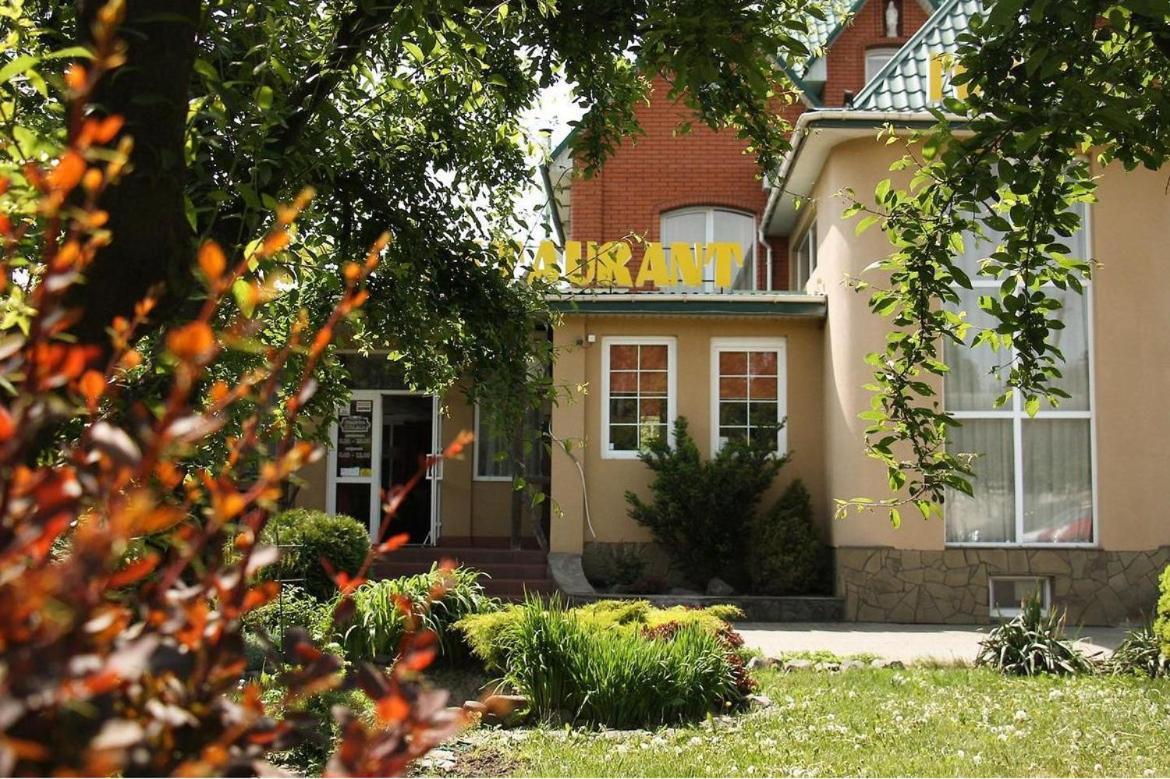 Pivdenna Brama Khmelʼnytsʼkyy Exterior foto